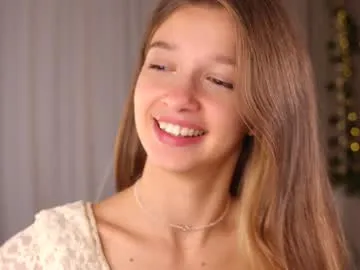 Alikams – webcam model profile photo Image 12