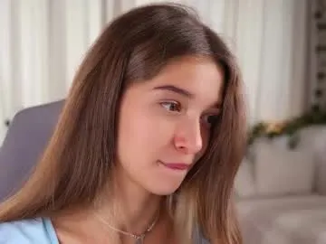 Alikams – webcam model profile photo Image 5