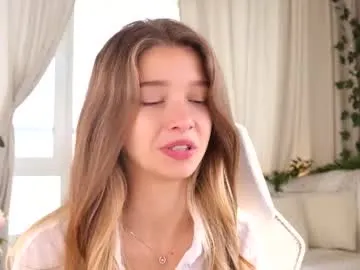 Alikams – webcam model profile photo Image 8