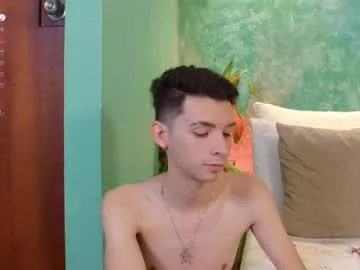 Wolfie51 – webcam model profile photo Image 9