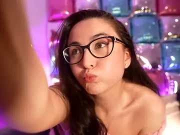 KataSalazar – webcam model profile photo Image 6