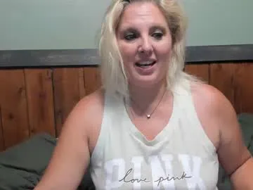 SkyLumen – webcam model profile photo Image 3