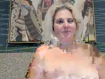 SkyLumen – webcam model profile photo Image 4