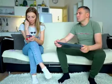 AirhosstesElla – webcam model profile photo Image 3