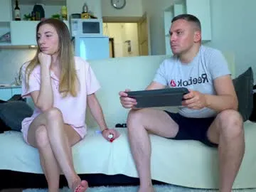 AirhosstesElla – webcam model profile photo Image 7