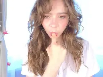 CassieGil – webcam model profile photo Image 8