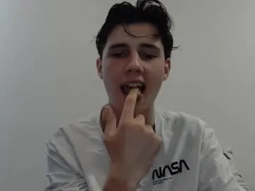 LunnaNoir – webcam model profile photo Image 12