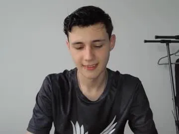 LunnaNoir – webcam model profile photo Image 9