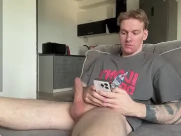 YaraDavis – webcam model profile photo Image 19