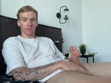 YaraDavis – webcam model profile photo Image 4