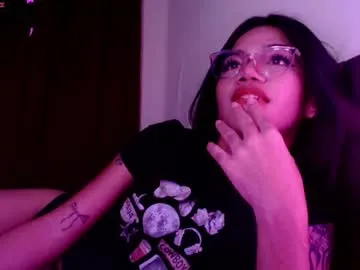 CataleyaLeen – webcam model profile photo Image 19