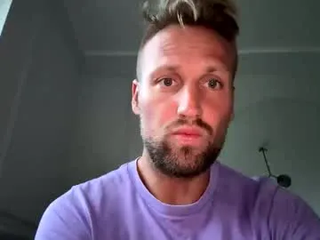 lovefuesse – webcam model profile photo