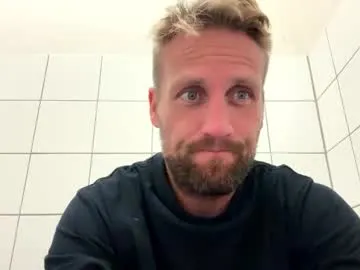 Verba – webcam model profile photo Image 11