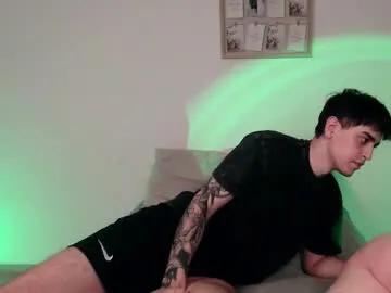 AshleyPusset – webcam model profile photo Image 4