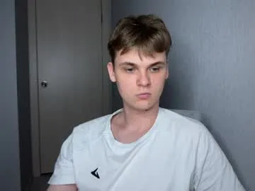 mrgreeneyes01 – webcam model profile photo Image 3