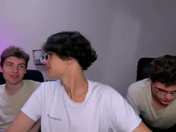 Emmy_Foxx – webcam model profile photo Image 16