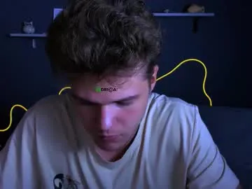 Emmy_Foxx – webcam model profile photo Image 4