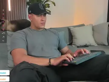 Adelle_Vixen – webcam model profile photo Image 10