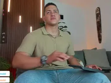 Adelle_Vixen – webcam model profile photo Image 13