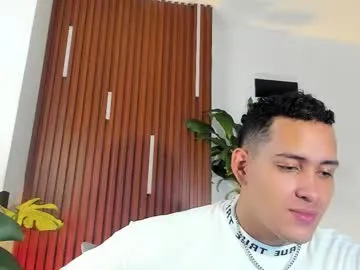 Adelle_Vixen – webcam model profile photo Image 14