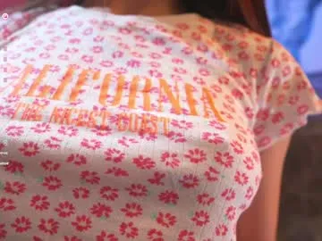 SkyLumen – webcam model profile photo Image 5