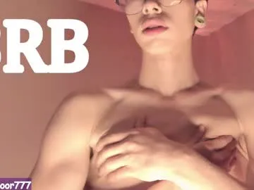 CassieGil – webcam model profile photo Image 12