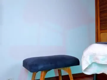 AmyBelmontt – webcam model profile photo Image 14