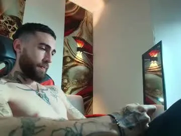 LauraFord – webcam model profile photo Image 15