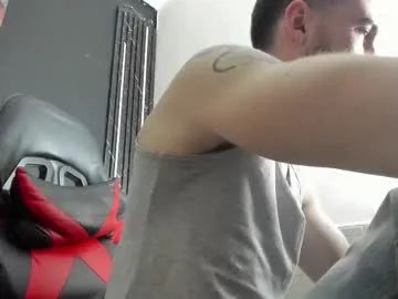 LauraFord – webcam model profile photo Image 3