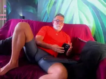 drinklinov – webcam model profile photo Image 13