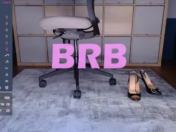 EmilyWeston – webcam model profile photo Image 4