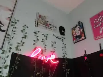 Samantha_Bernardo – webcam model profile photo Image 16