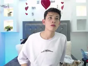 louisdoux – webcam model profile photo Image 14