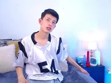 louisdoux – webcam model profile photo Image 15