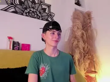 Emmy_Foxx – webcam model profile photo Image 19