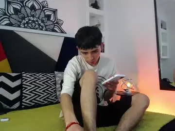 Emmy_Foxx – webcam model profile photo Image 8