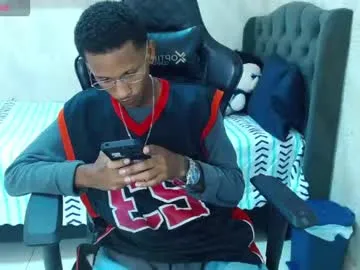 AmyBelmontt – webcam model profile photo Image 15