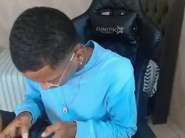 AmyBelmontt – webcam model profile photo Image 3