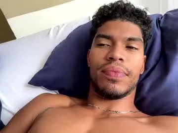 AishaVelvet – webcam model profile photo Image 11