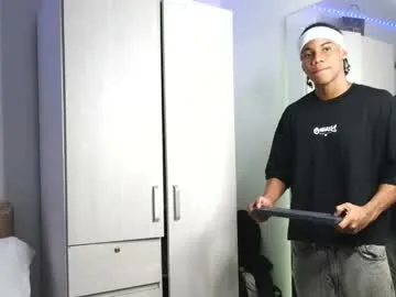 ScarletColes – webcam model profile photo Image 18