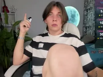 LaraOlsen – webcam model profile photo Image 13