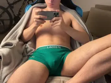 EmilyWeston – webcam model profile photo Image 12