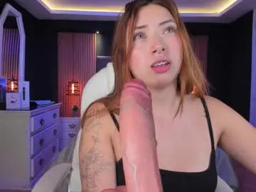 CassieGil – webcam model profile photo Image 14