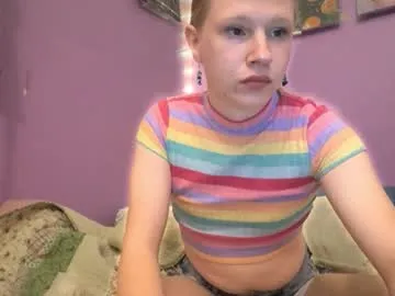 PaulinaSwift – webcam model profile photo Image 2