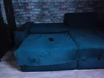 AntonioWest – webcam model profile photo Image 12