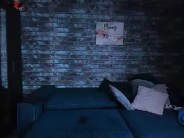 AntonioWest – webcam model profile photo Image 6