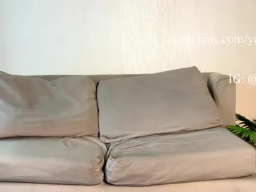 AishaLeclerc – webcam model profile photo Image 10