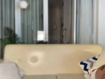 CasseyLeights – webcam model profile photo Image 4