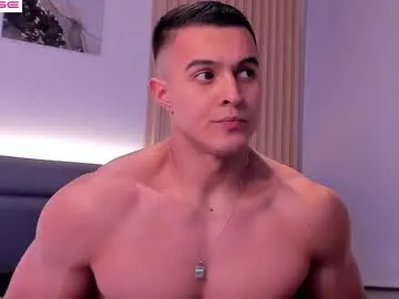 PaulinaSwift – webcam model profile photo Image 12