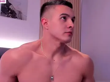 PaulinaSwift – webcam model profile photo Image 16